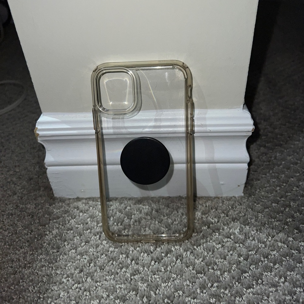 iPhone 11 Clear case with Black Pop Socket